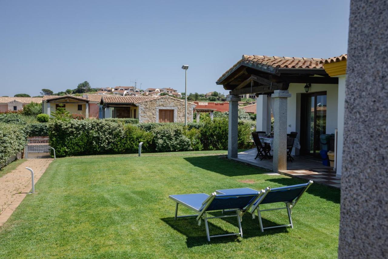 Le Residenze Di Baia Sant'Anna Vila Tanaunella Exterior foto