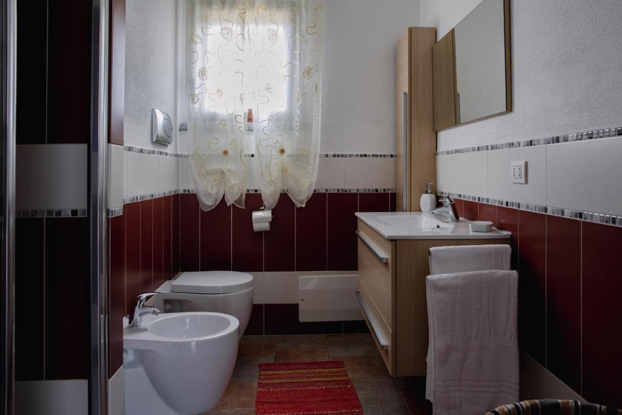 Le Residenze Di Baia Sant'Anna Vila Tanaunella Exterior foto